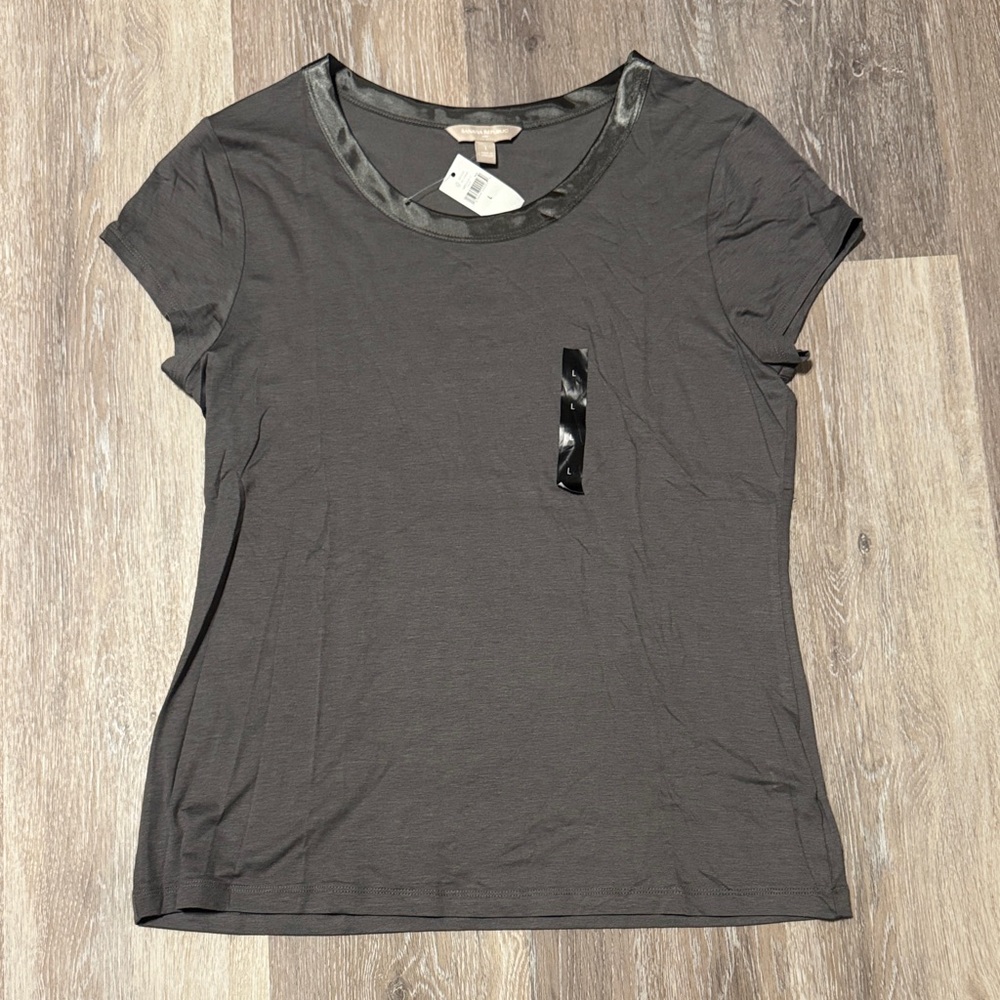 NWT. Banana Republic - Charcoal Gray Luxe Tee. Size Large.